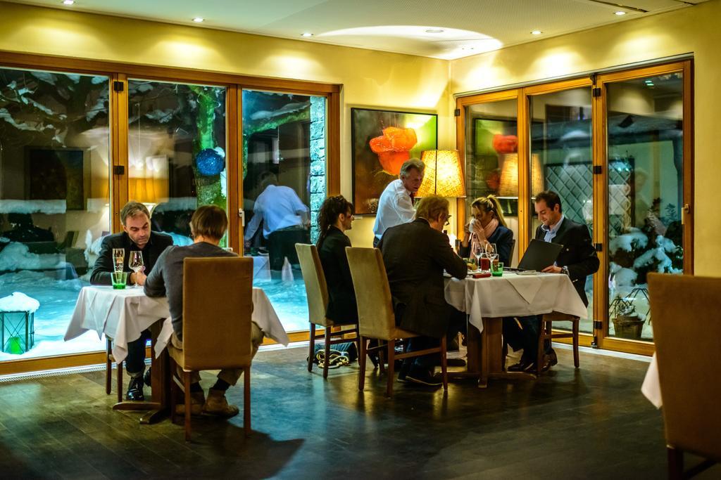 Hotel Restaurant Auerhahn Salzburg Eksteriør billede