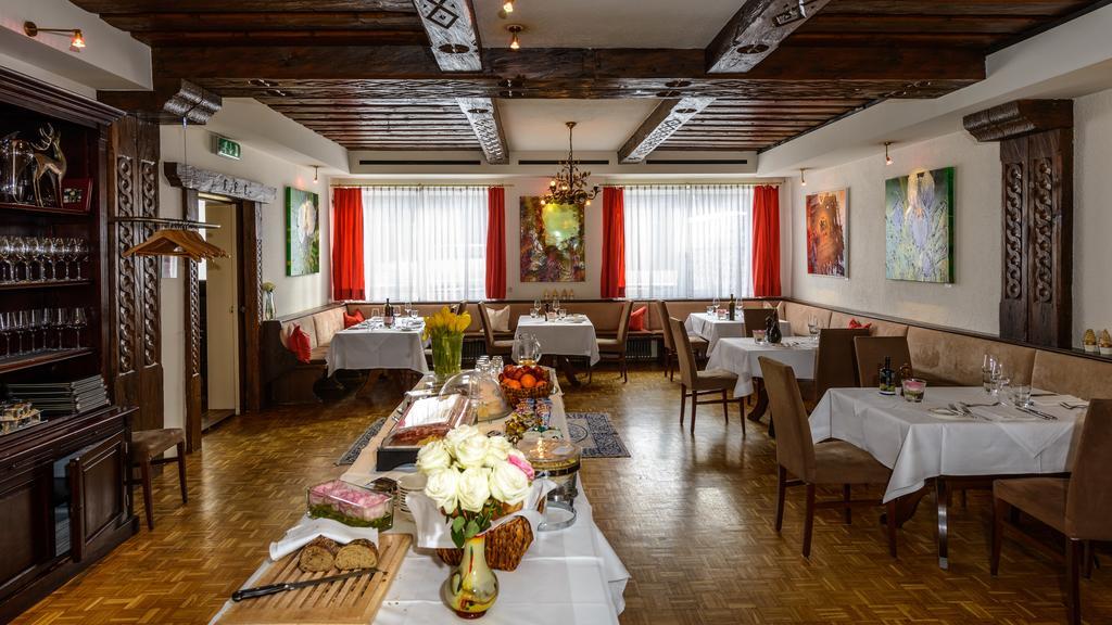Hotel Restaurant Auerhahn Salzburg Eksteriør billede