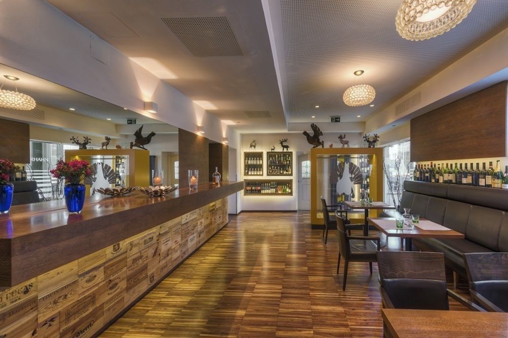 Hotel Restaurant Auerhahn Salzburg Eksteriør billede